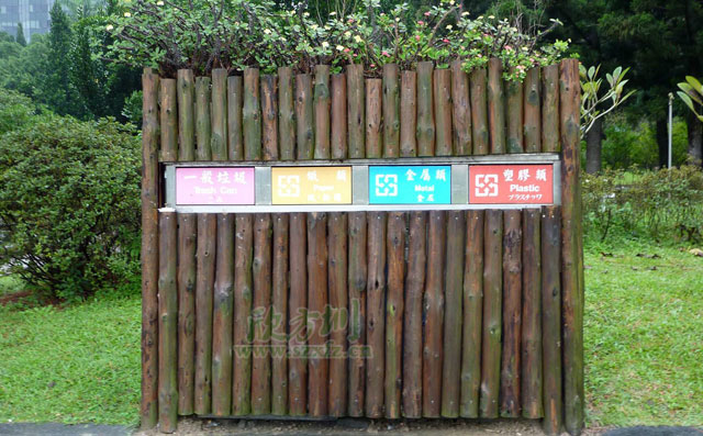 自發(fā)捐公園戶外垃圾桶體現全民環(huán)保意識提升 